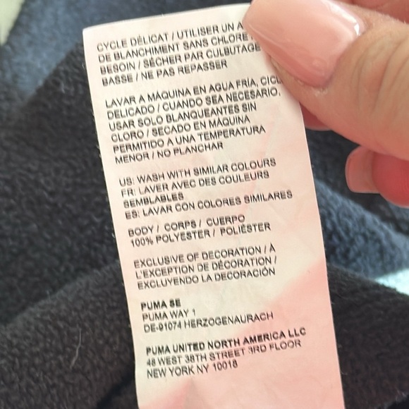 5/6 Puma fleece zip up long sleeve fall jacket sweater, black boy or girl - Picture 8 of 8